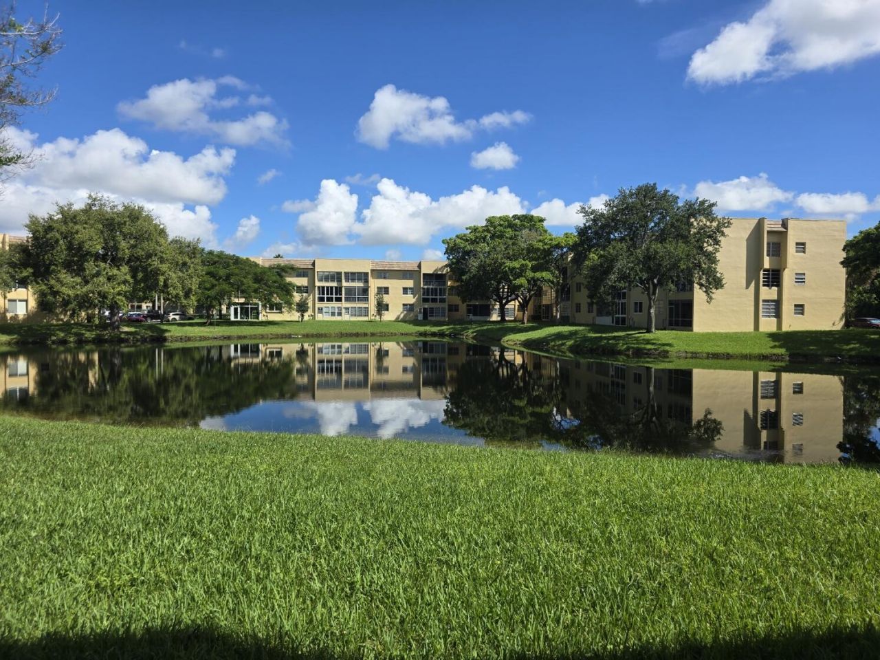 6091 NW 61st Avenue, Unit 103, Tamarac, FL 33319 Photo
