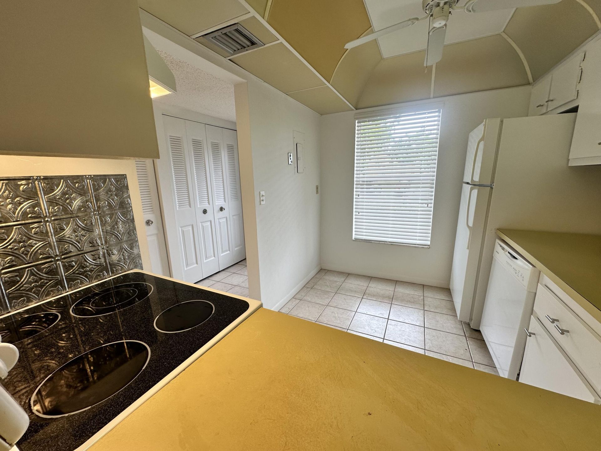6091 NW 61st Avenue, Unit 103, Tamarac, FL 33319 Photo