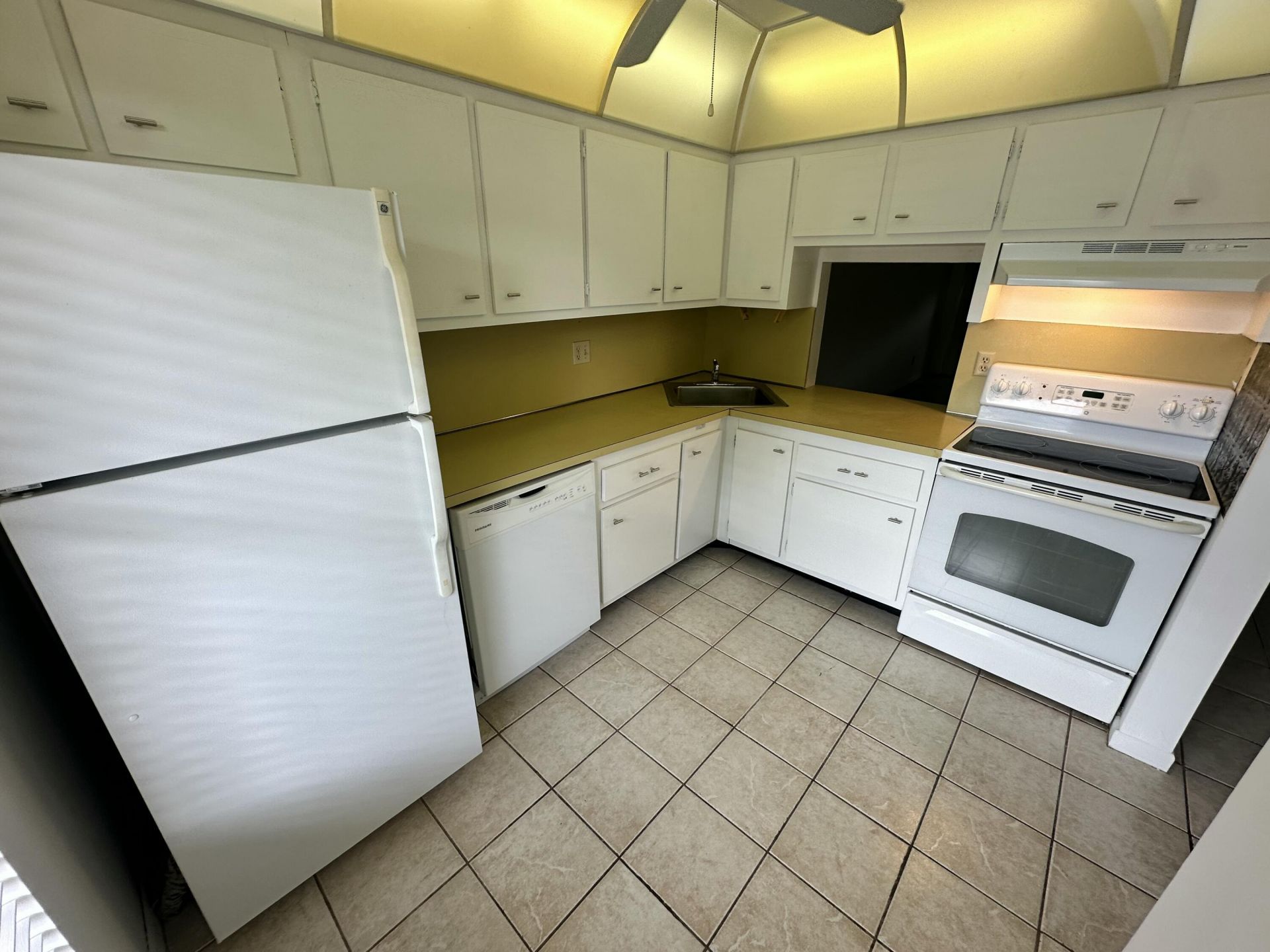 6091 NW 61st Avenue, Unit 103, Tamarac, FL 33319 Photo