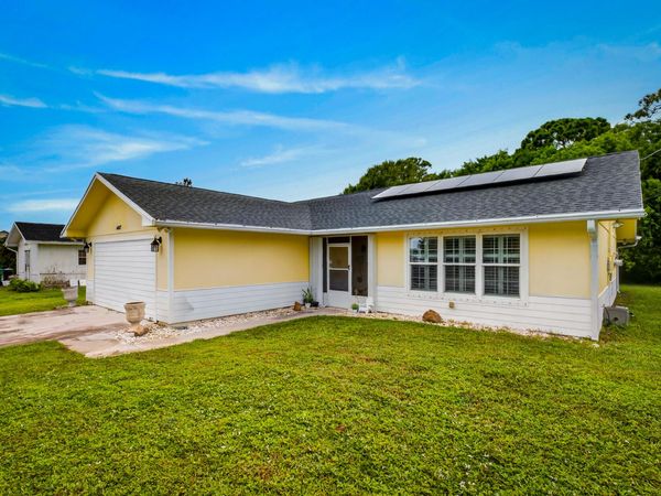 6007 Raintree Trail, Fort Pierce, FL 34982