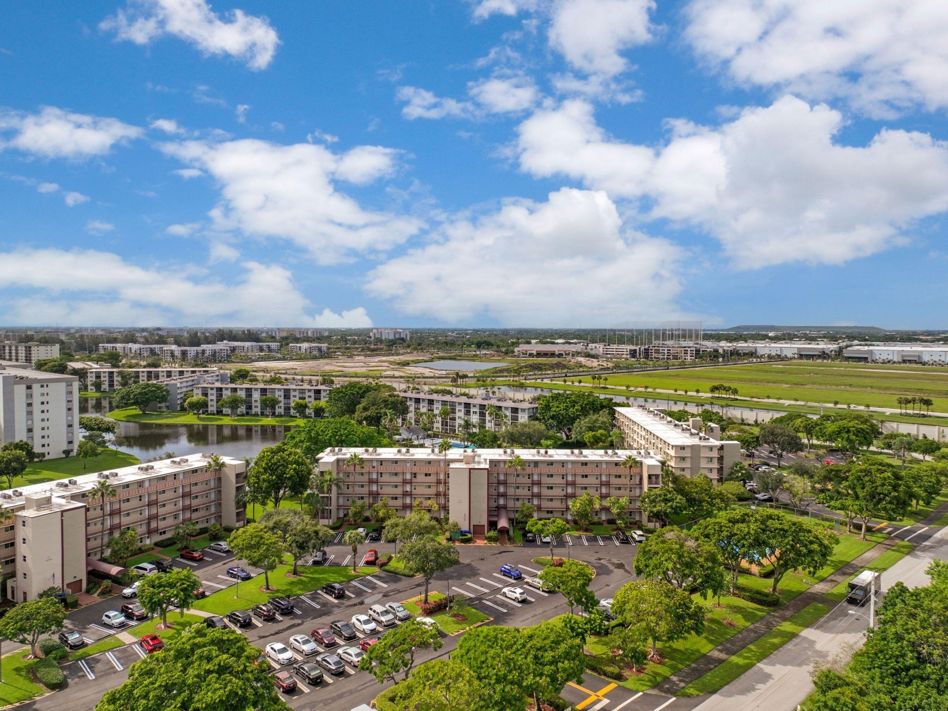 2104 S Cypress Bend Drive, Unit 408, Pompano Beach, FL 33069 Photo