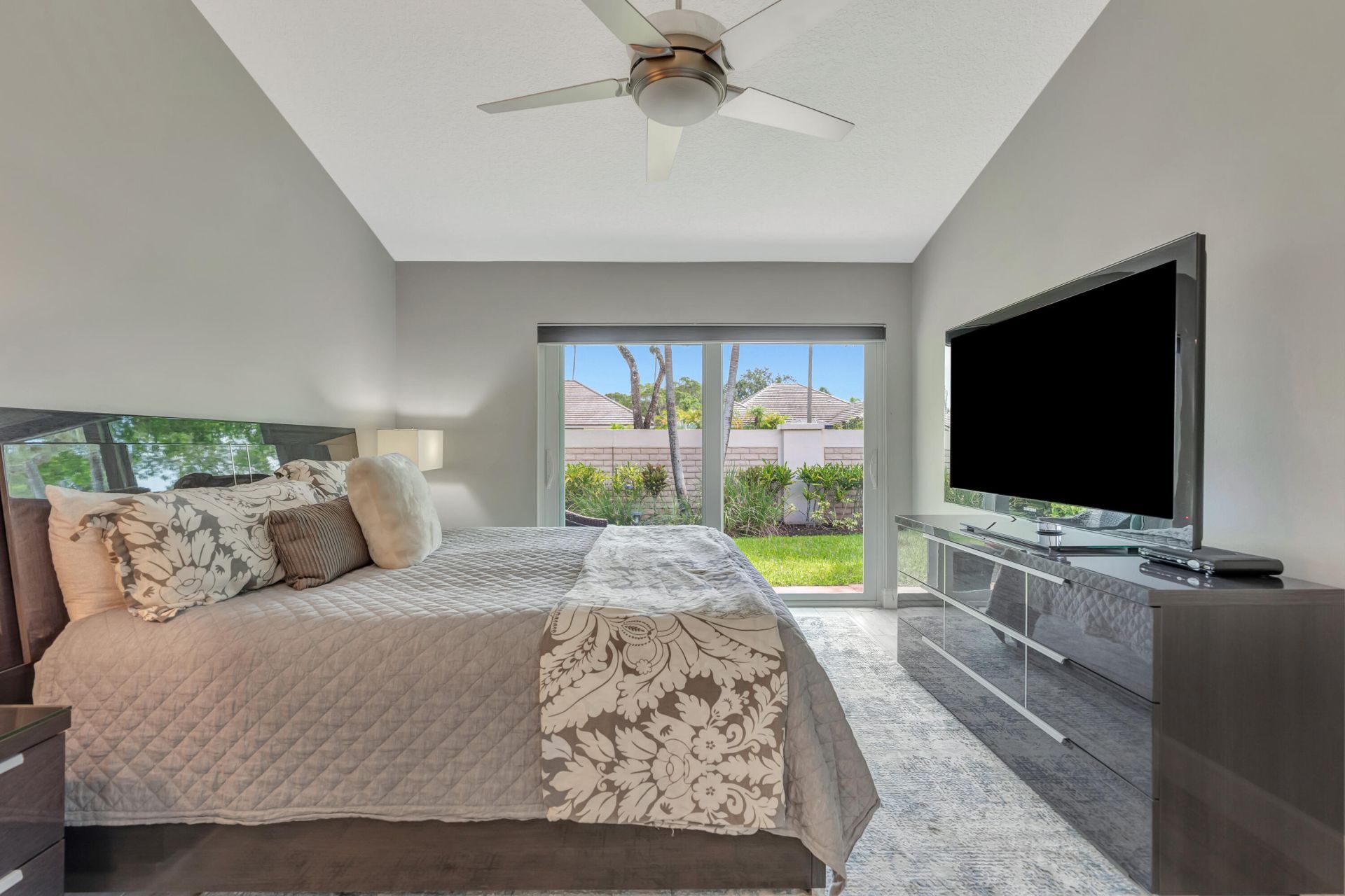 204 Sabal Palm Lane, Palm Beach Gardens, FL 33418 Photo