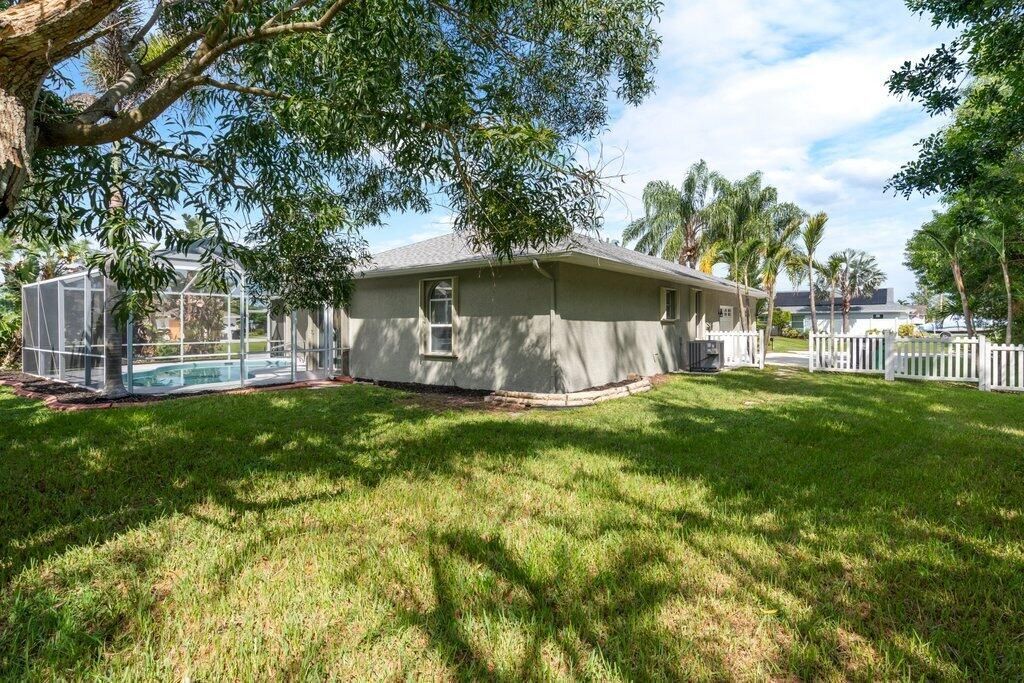 6862 NW Jorgensen Road, Port Saint Lucie, FL 34983 Photo