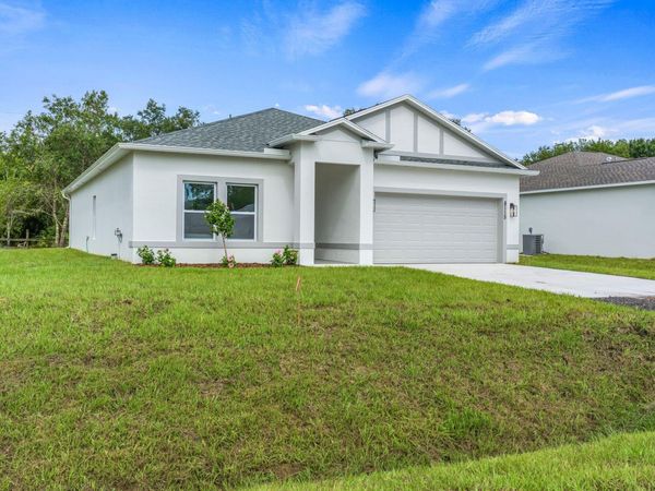 8115 104TH Avenue, Vero Beach, FL 32967