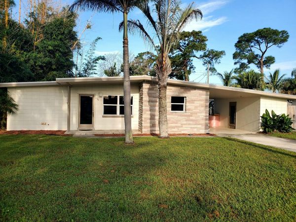 406 POPLAR Avenue, Port St. Lucie, FL 34952