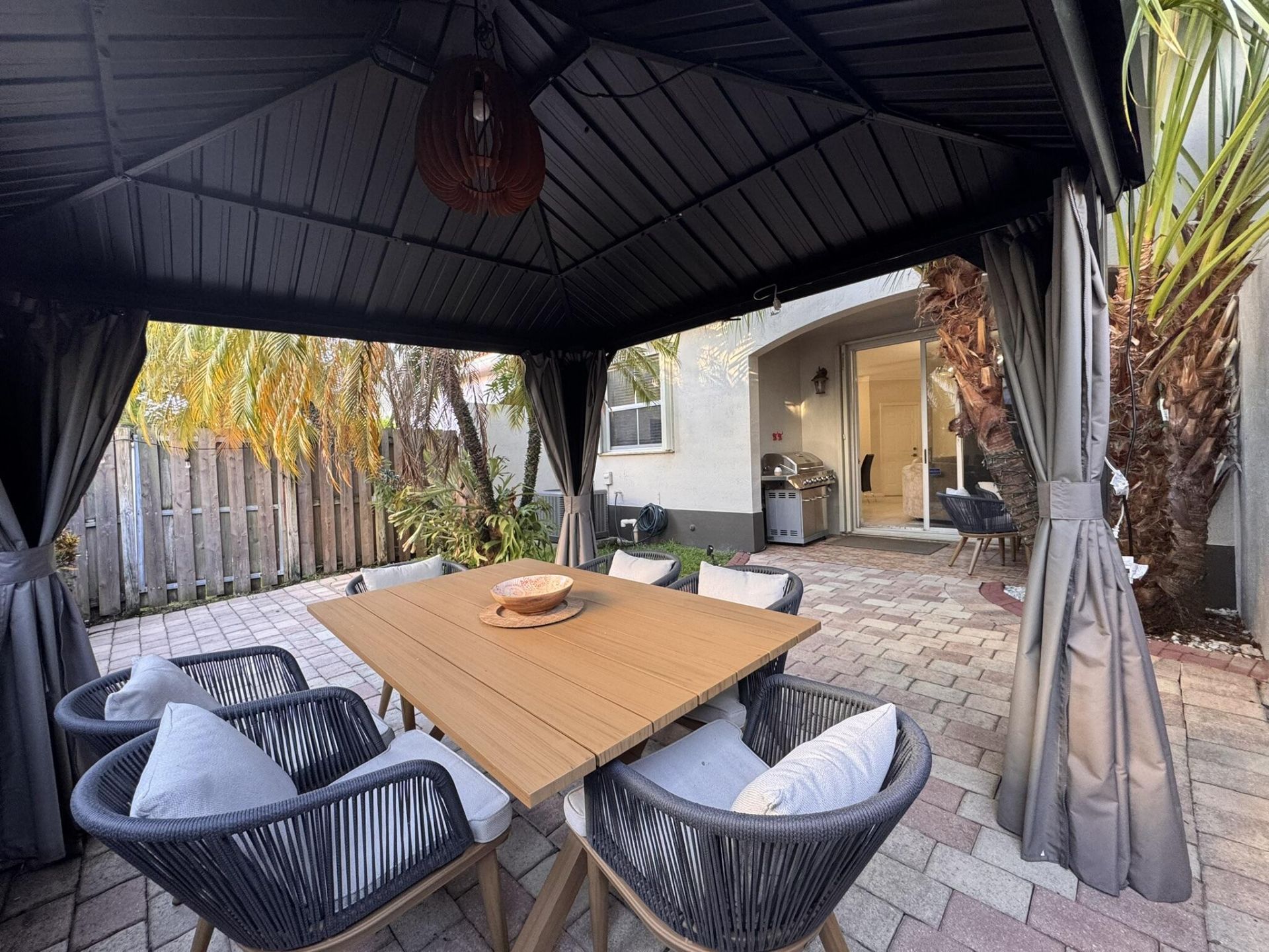 135 Riverwalk Circle, Sunrise, FL 33326 Photo