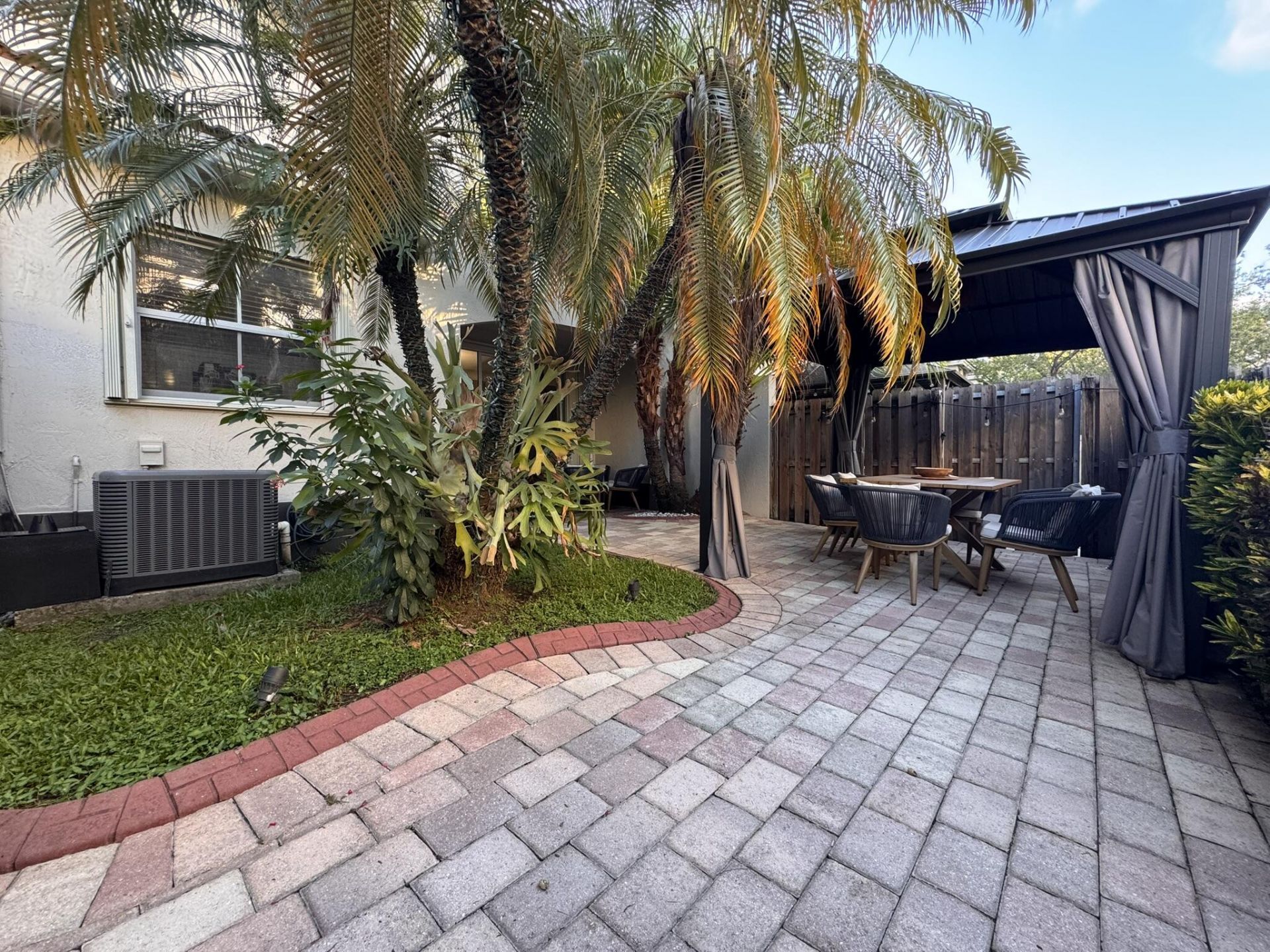 135 Riverwalk Circle, Sunrise, FL 33326 Photo