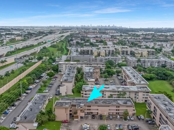 850 NW 87th Avenue, Unit 103, Miami, FL 33172