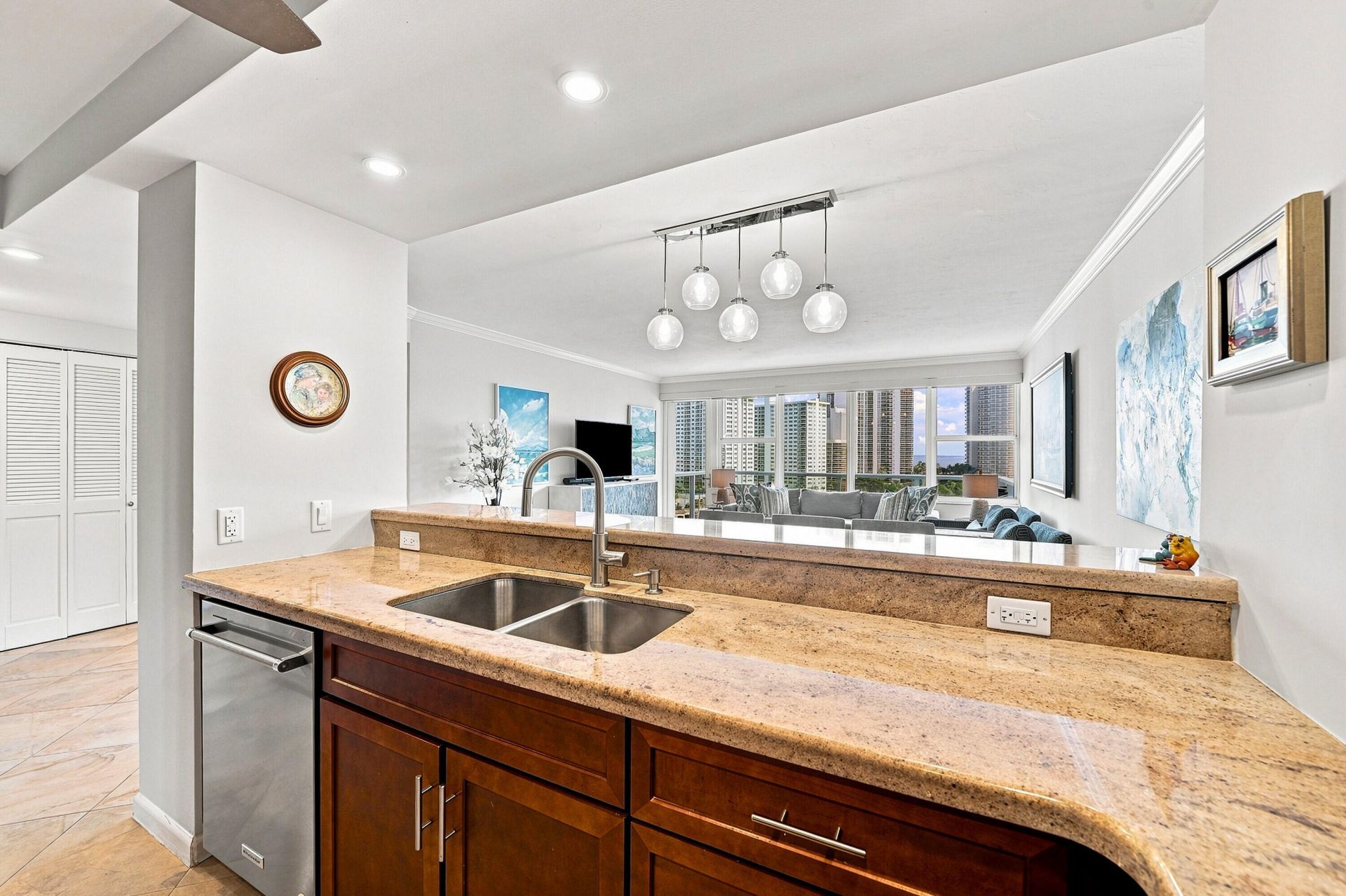 3300 NE 36th Street, Unit 1121, Fort Lauderdale, FL 33308 Photo