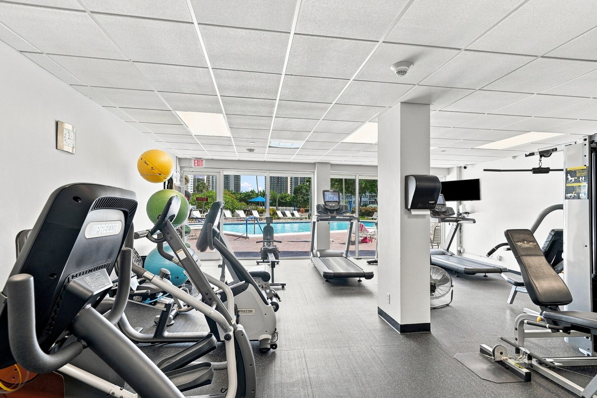 3300 NE 36th Street, Unit 1121, Fort Lauderdale, FL 33308 Photo