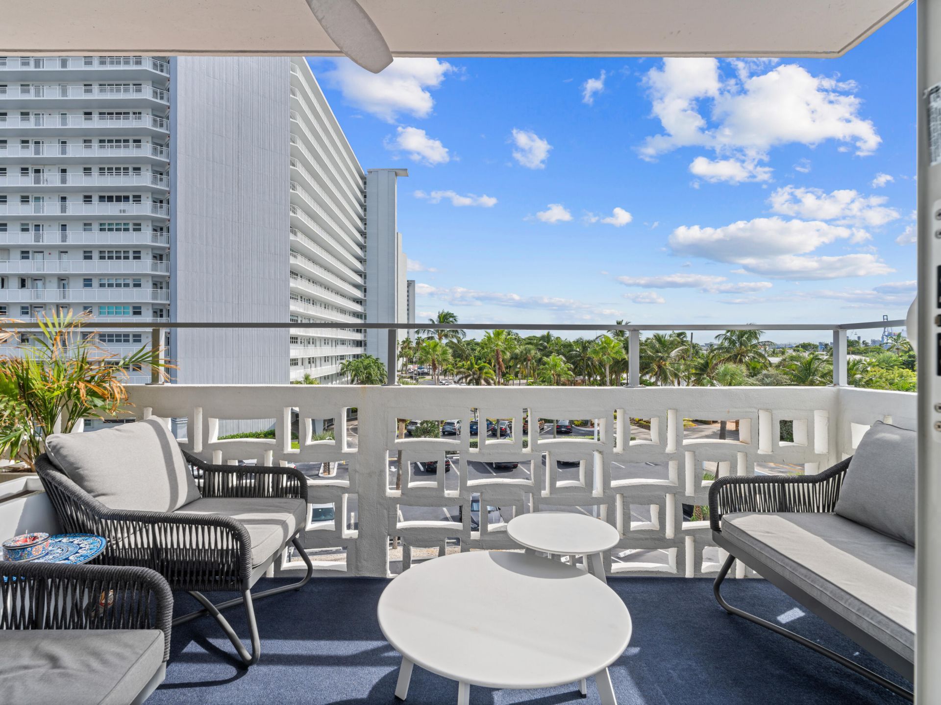 1900 S Ocean Drive, Unit 412, Fort Lauderdale, FL 33316 Photo