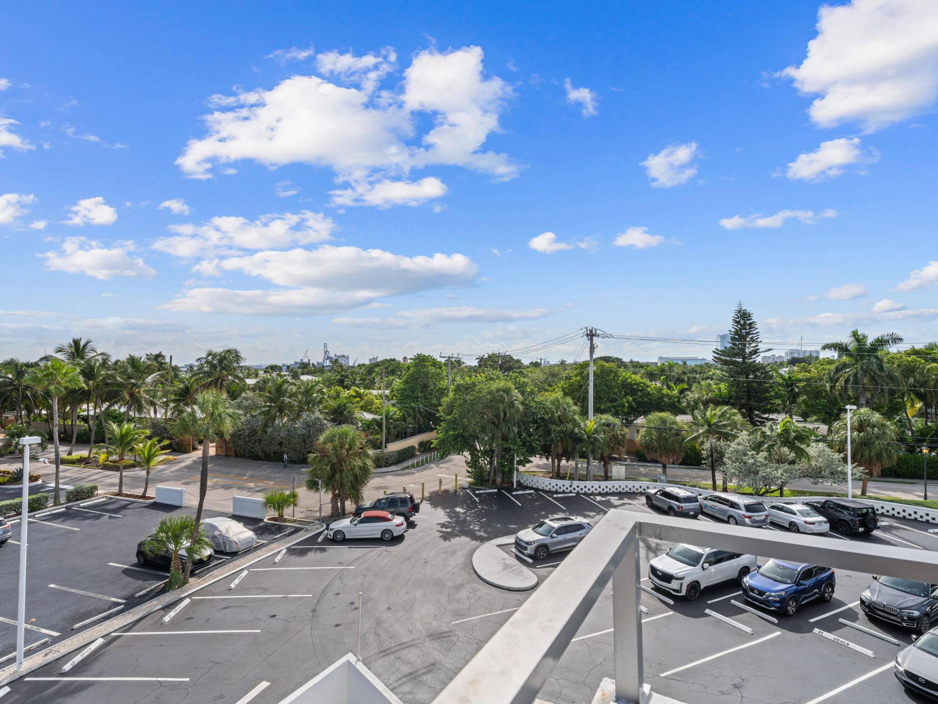 1900 S Ocean Drive, Unit 412, Fort Lauderdale, FL 33316 Photo