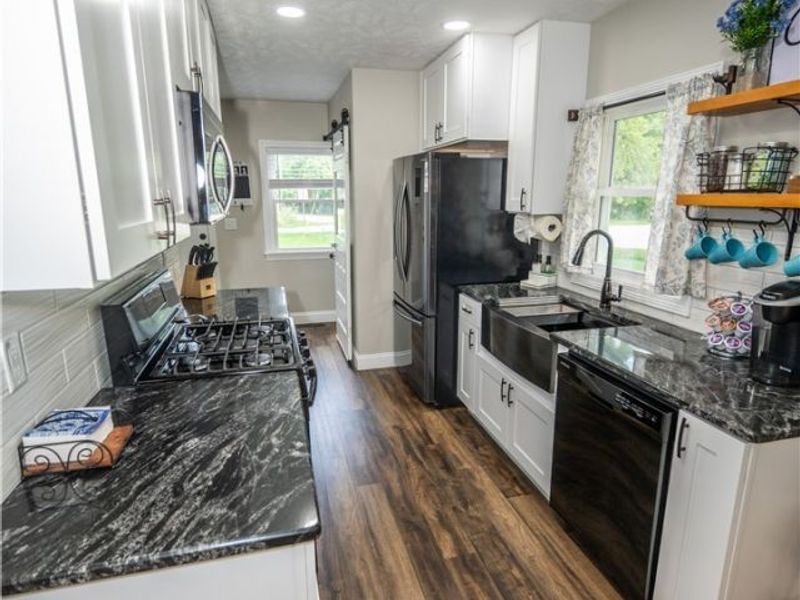 9393 Jordan Drive, Mentor, OH 44060 Photo 16