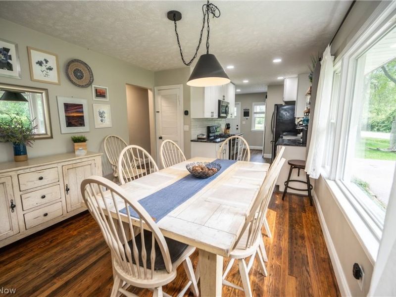 9393 Jordan Drive, Mentor, OH 44060 Photo 3