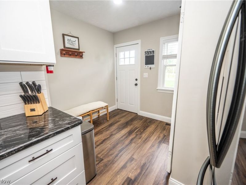 9393 Jordan Drive, Mentor, OH 44060 Photo 5
