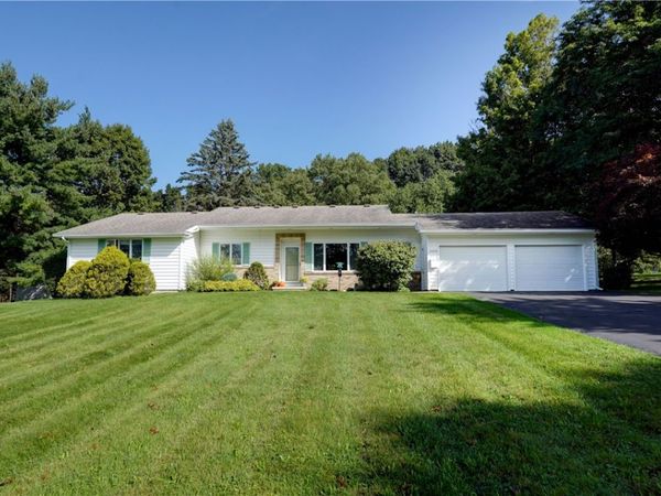 2690 Rush Mendon Road, Honeoye Falls, NY 14472