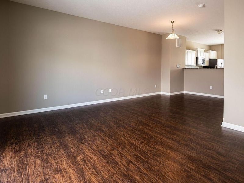 5750 Hayden Run Boulevard , Dublin, OH 43016 Photo 16