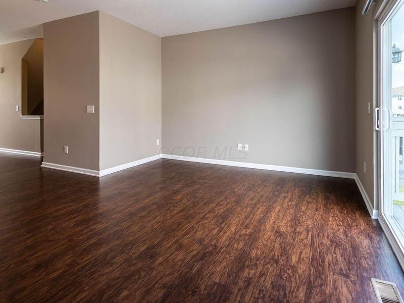 5750 Hayden Run Boulevard , Dublin, OH 43016 Photo 17