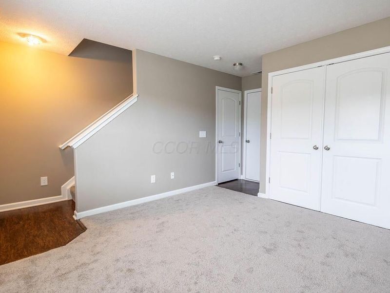 5750 Hayden Run Boulevard , Dublin, OH 43016 Photo 6