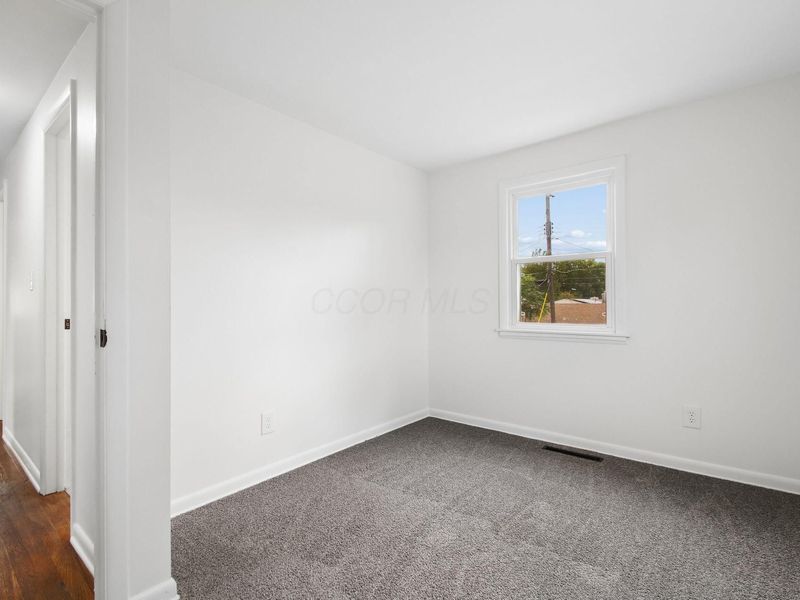 1490 Crestwood Avenue, Columbus, OH 43227 Photo 21