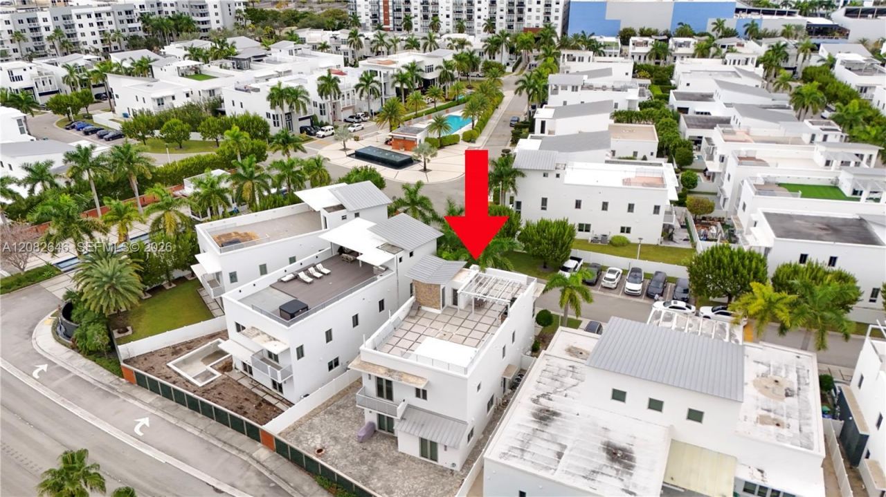 8340 NW 33 Terrace, Doral, FL 33122 Photo