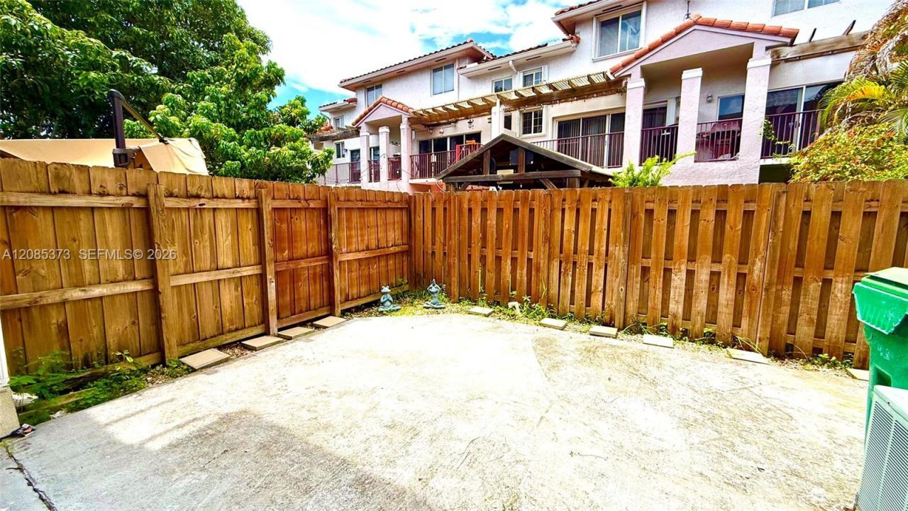 10130 SW 154th Cir Ct, Unit 104-9, Miami, FL 33196 Photo