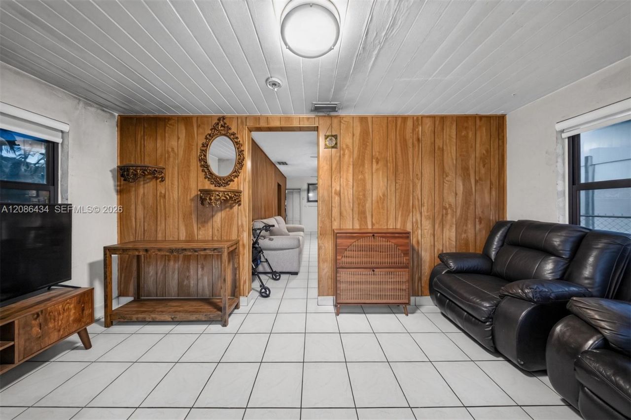 3036 NW 13th Ave, Miami, FL 33142 Photo