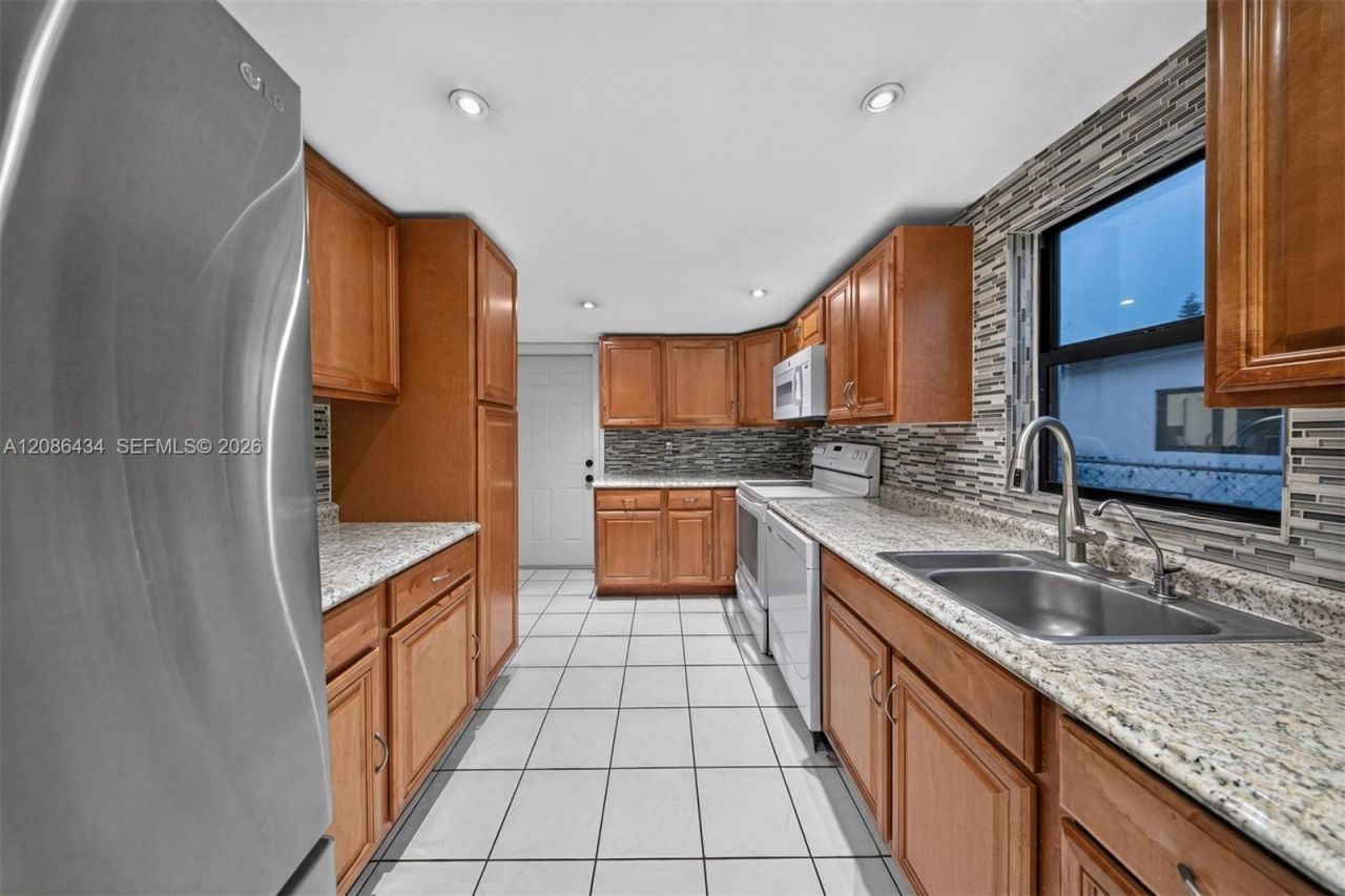 3036 NW 13th Ave, Miami, FL 33142 Photo