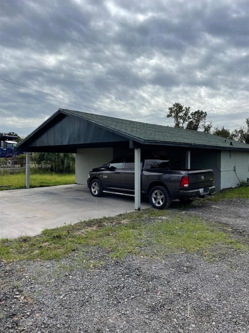 600 Ring Rd, Orlando, FL 32811 Photo