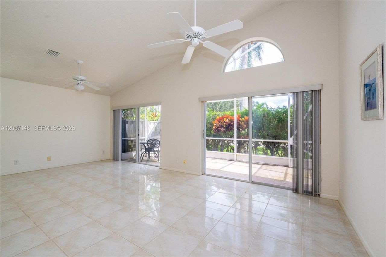 9706 Harbour Lake Cir, Boynton Beach, FL 33437 Photo