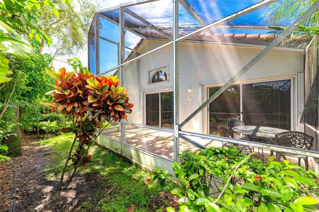 9706 Harbour Lake Cir, Boynton Beach, FL 33437 Photo