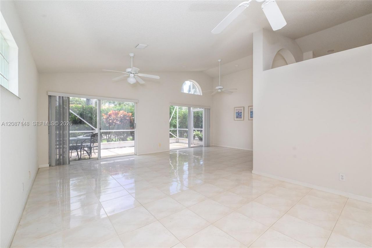 9706 Harbour Lake Cir, Boynton Beach, FL 33437 Photo