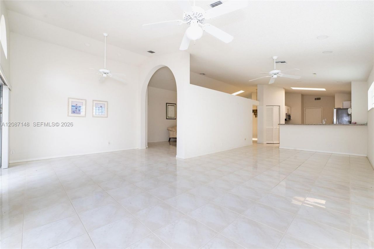 9706 Harbour Lake Cir, Boynton Beach, FL 33437 Photo