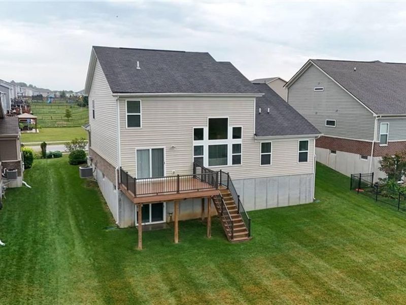 5096 Magellan Way, Franklin, OH 45005 Photo 2