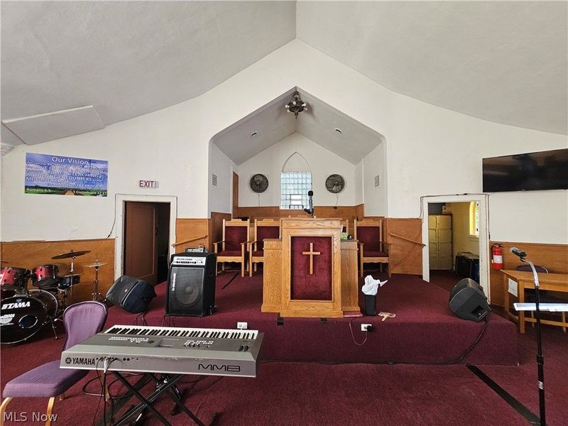 12306 Soika Avenue, Cleveland, OH 44120 Photo 19