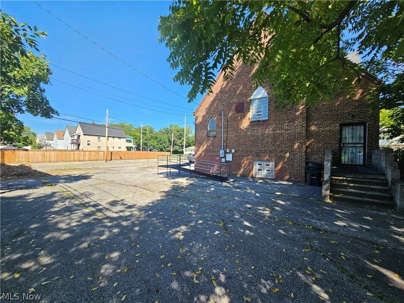 12306 Soika Avenue, Cleveland, OH 44120 Photo 8