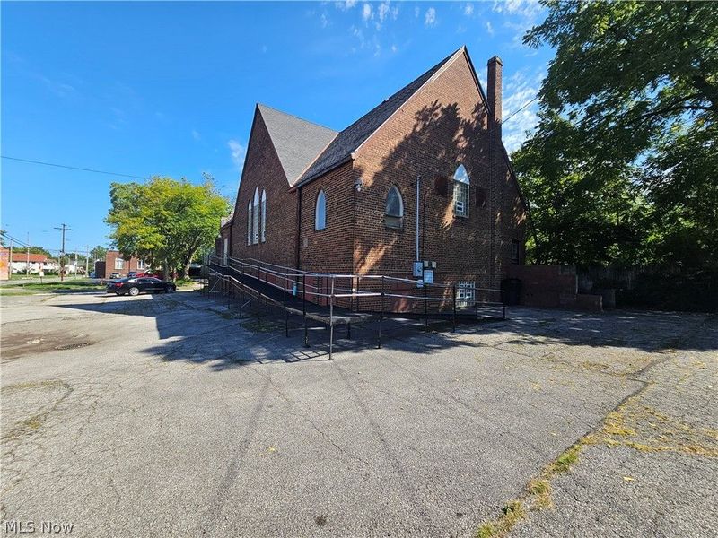 12306 Soika Avenue, Cleveland, OH 44120 Photo 9