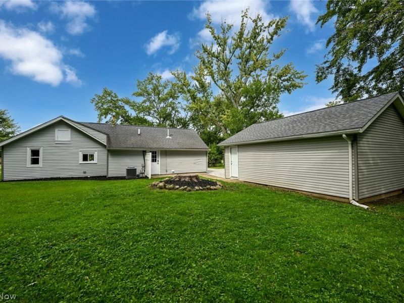325 N River Road, Munroe Falls, OH 44262 Photo 10