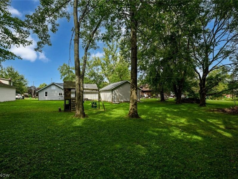 325 N River Road, Munroe Falls, OH 44262 Photo 13