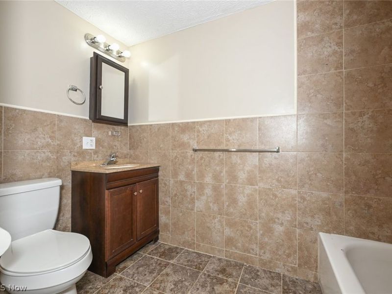 325 N River Road, Munroe Falls, OH 44262 Photo 33