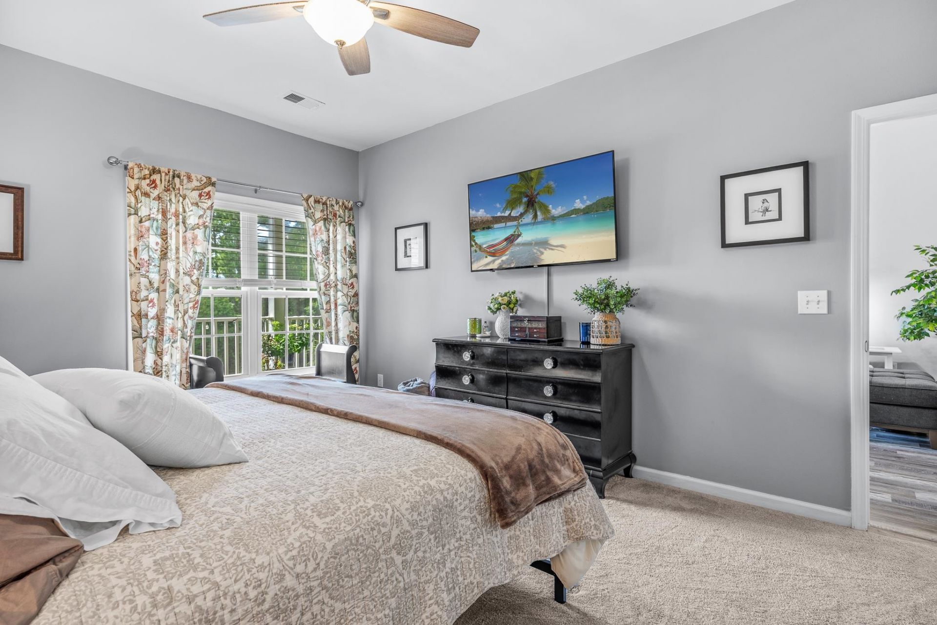 5882 Longwood Dr. Photo 19