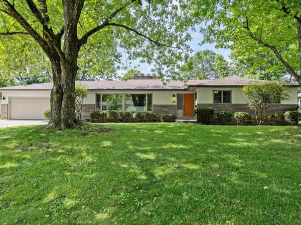 3885 Overdale Drive, Upper Arlington, OH 43220