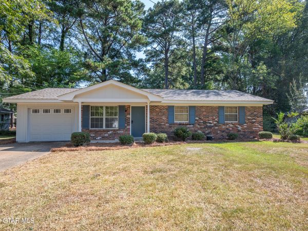 1900 Patton Drive, Starkville, MS 39759