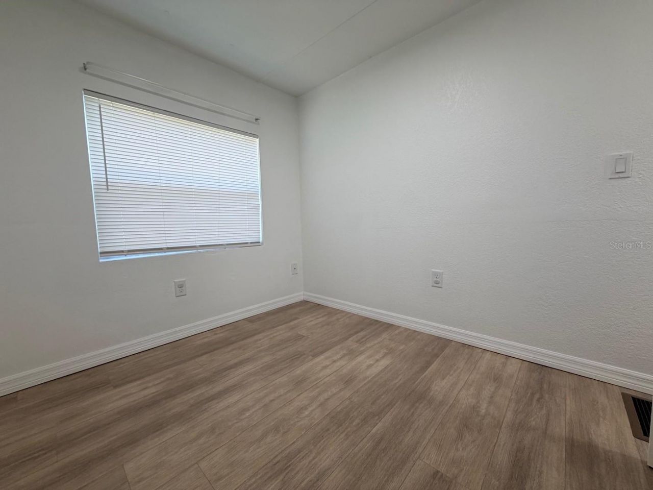 6811 Rochelle Avenue, Unit 7, New Port Richey, FL 34655 Photo