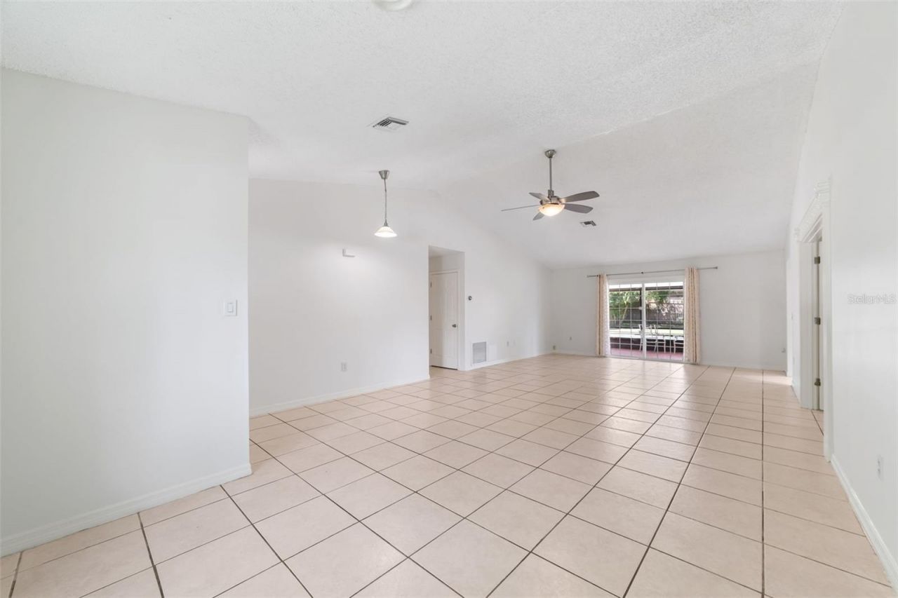 620 Arvern Drive, Altamonte Springs, FL 32701 Photo