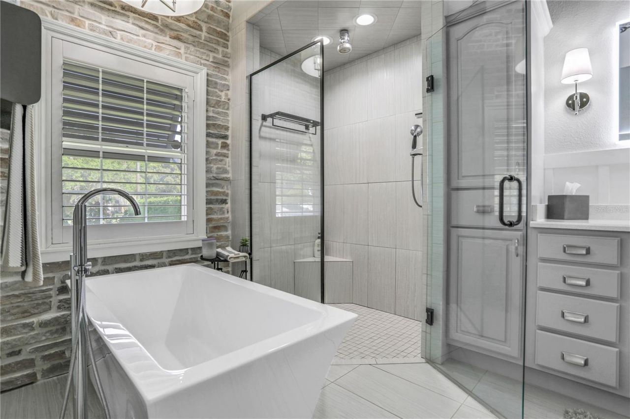3831 Gaines Drive, Winter Haven, FL 33884 Photo