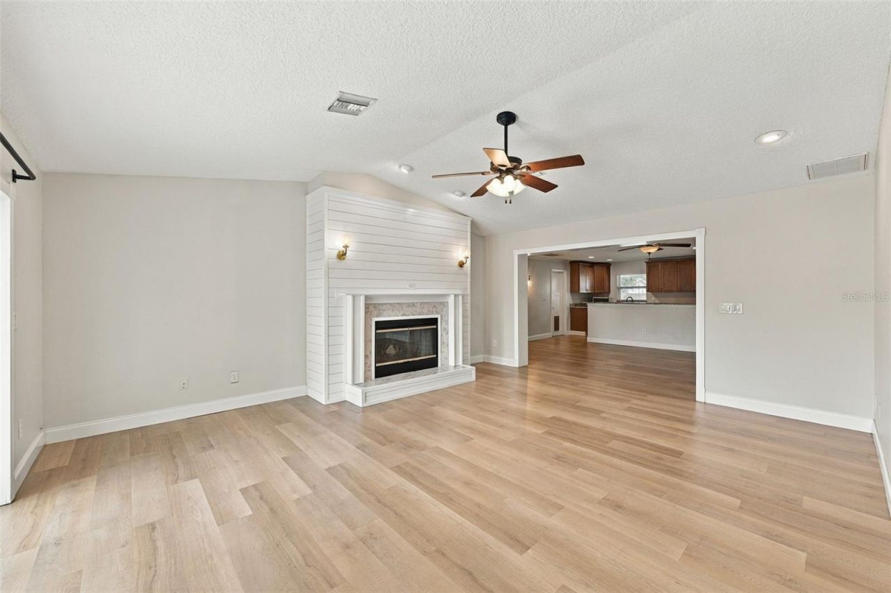 11084 102nd Terrace, Seminole, FL 33778 Photo
