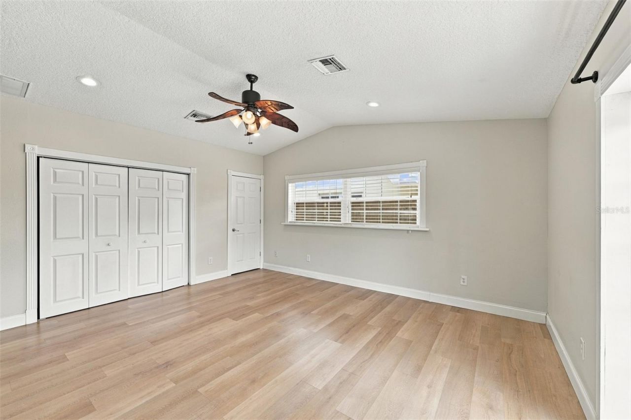 11084 102nd Terrace, Seminole, FL 33778 Photo