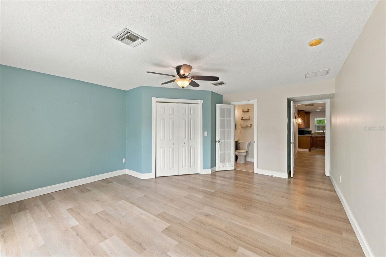 11084 102nd Terrace, Seminole, FL 33778 Photo