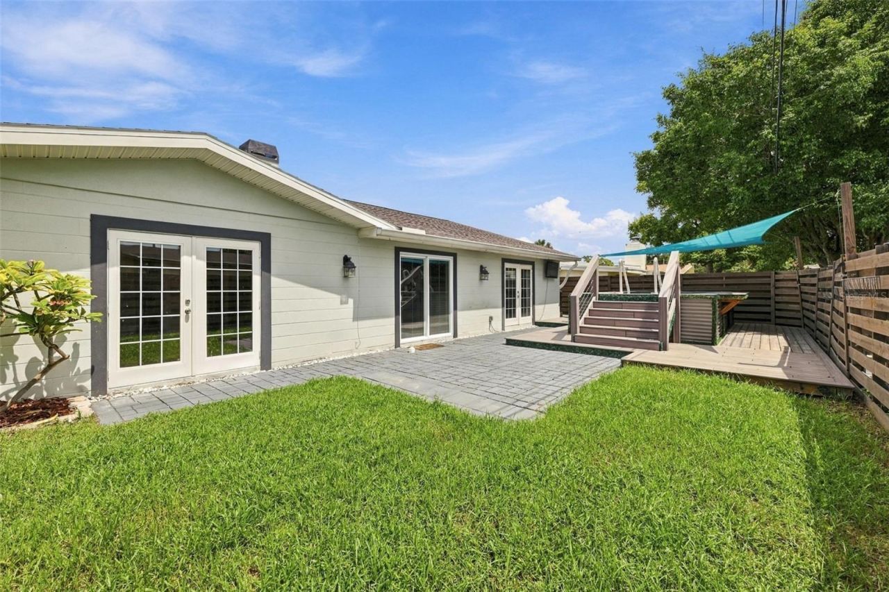 11084 102nd Terrace, Seminole, FL 33778 Photo